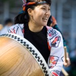 Traci encourages a Matsuridaiko soloist at 2008 Obon